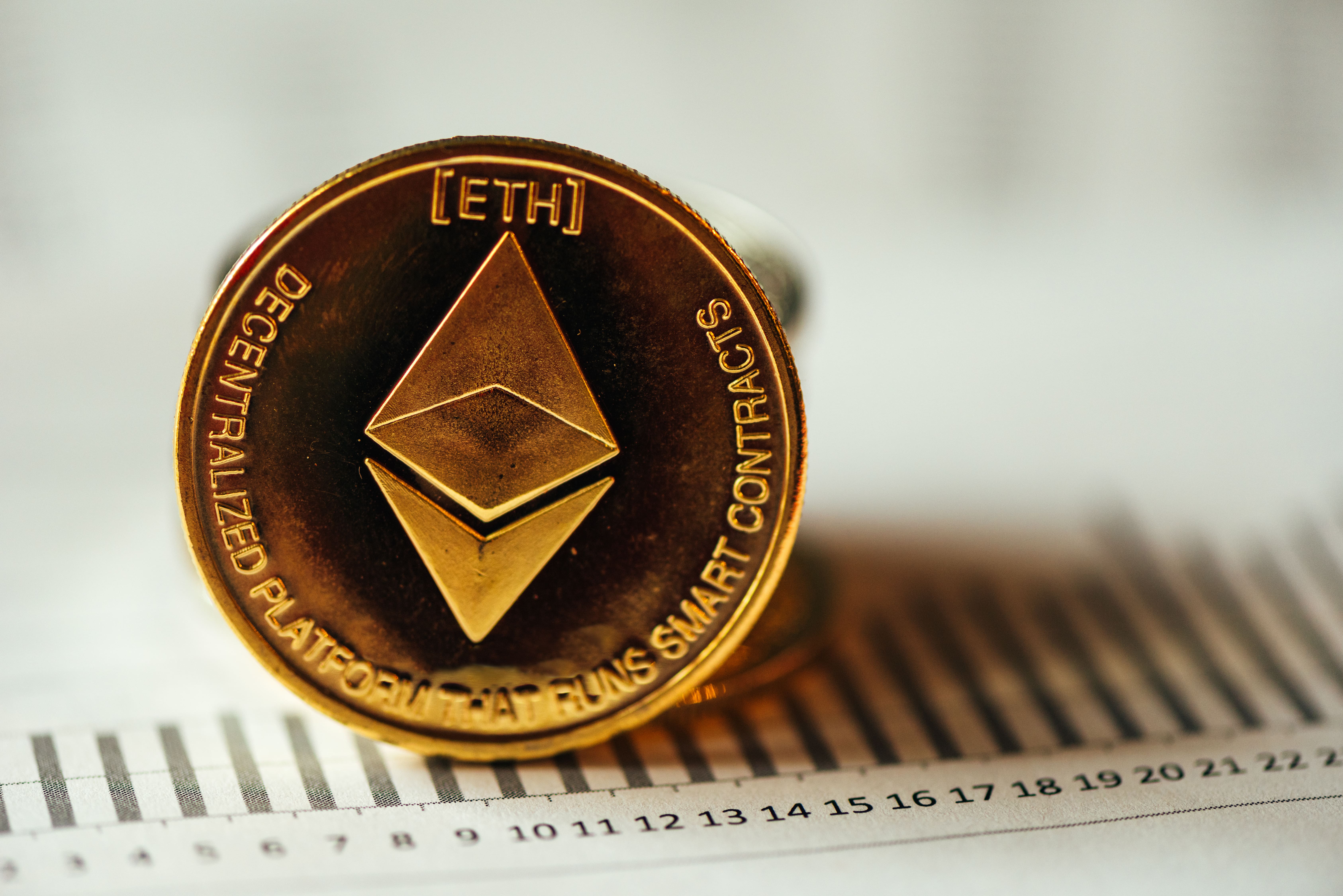 Ethereum surpasses $4,000 to sets a new high
